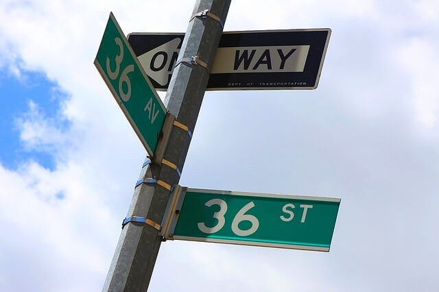 right of way Massachusetts intersection